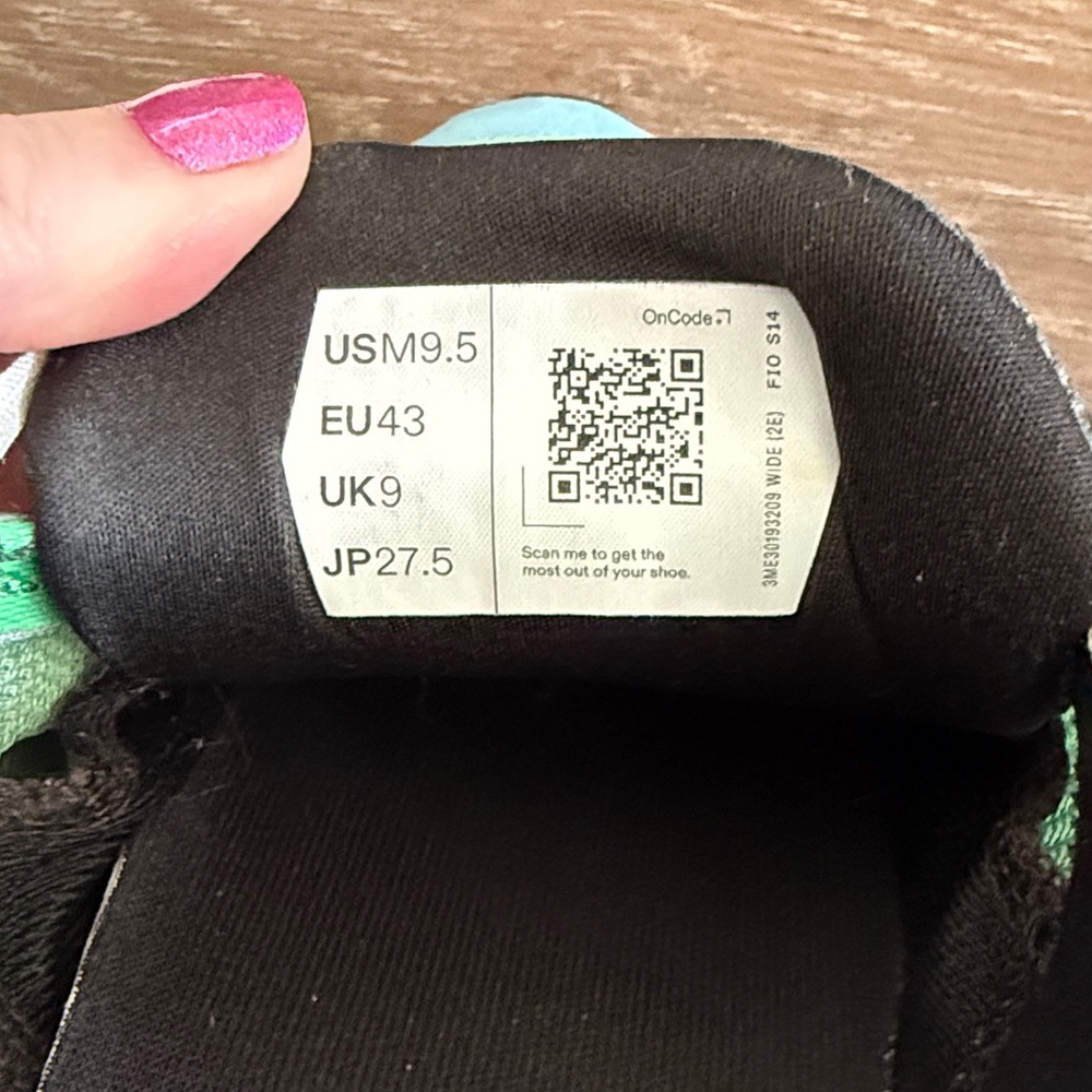 On Cloudsurfer Next Men’s Sneakers - Picture 6 of 6